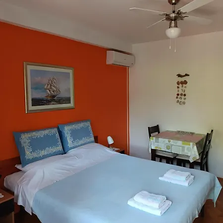 Levak - Apt.3 Pješčana Uvala