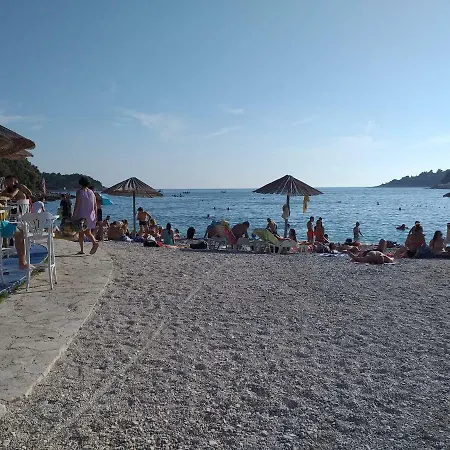 Levak - Apt.3 * Pjescana Uvala