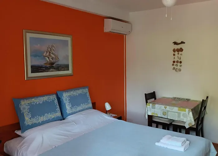 Levak - Apt.3 Pjescana Uvala