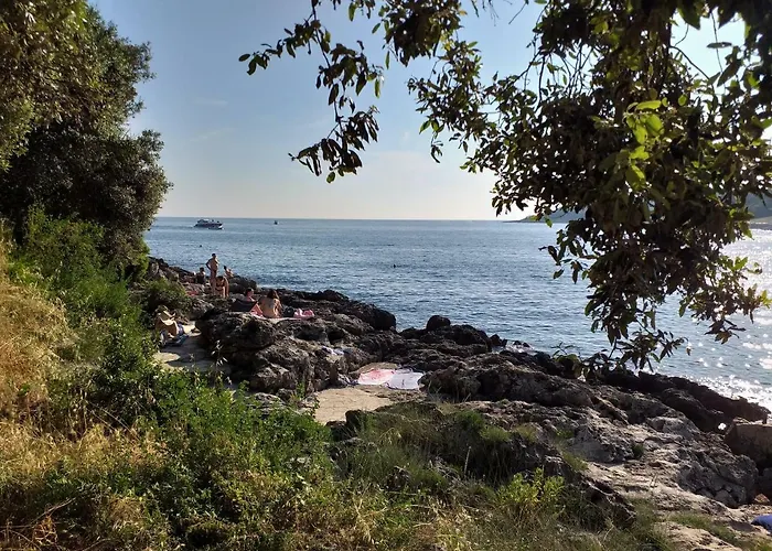 Levak - Apt.3 * Pjescana Uvala